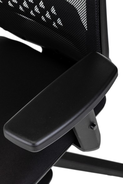 Кресло Бюрократ MC-611N  Neo Black