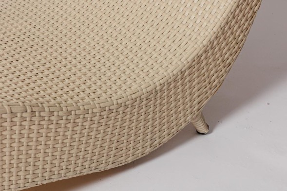 Шезлонг из искусственного ротанга Dream-2 бежевый 